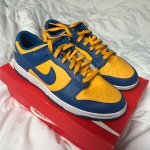 Nike Men’s Blue and Yellow Low-Top Sneakers